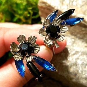 Vintage Blue & Black Glass Rhinestone Stylized Flower Finding Earrings